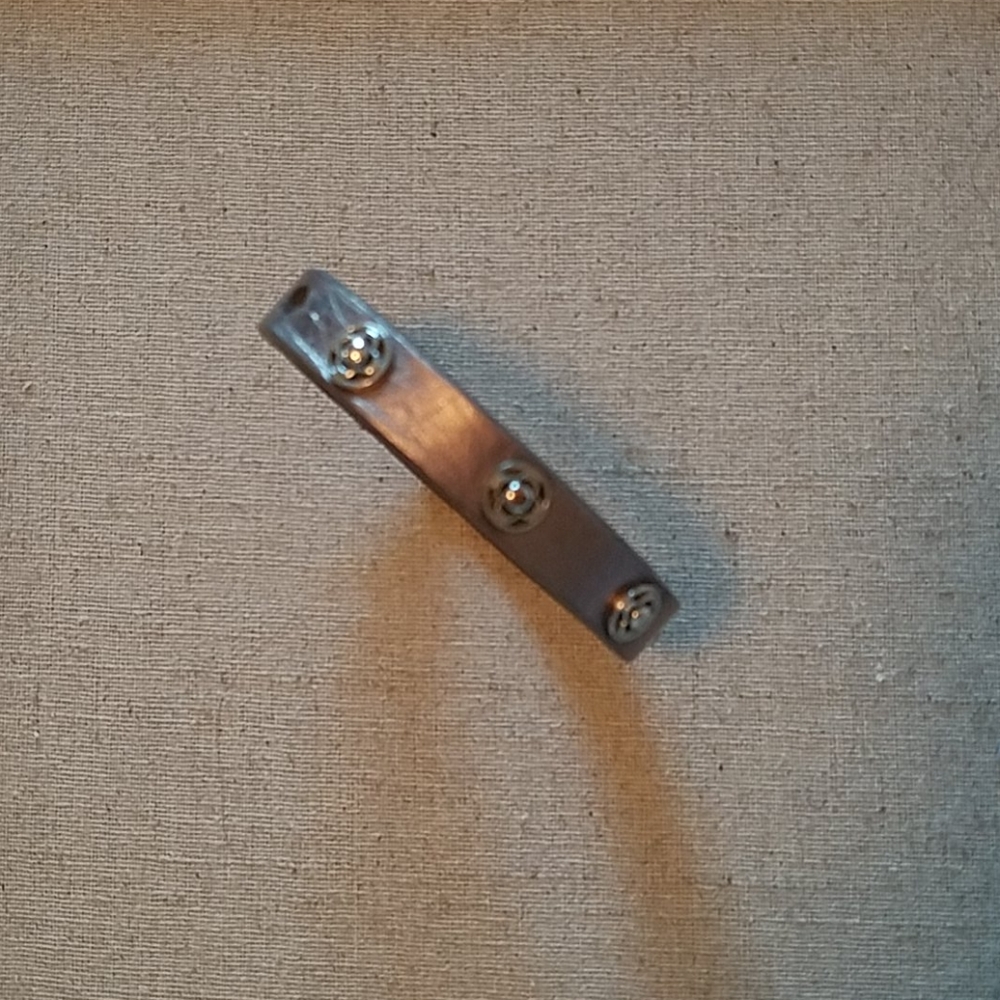 Stella & Dot Clover Single Wrap Bracelet